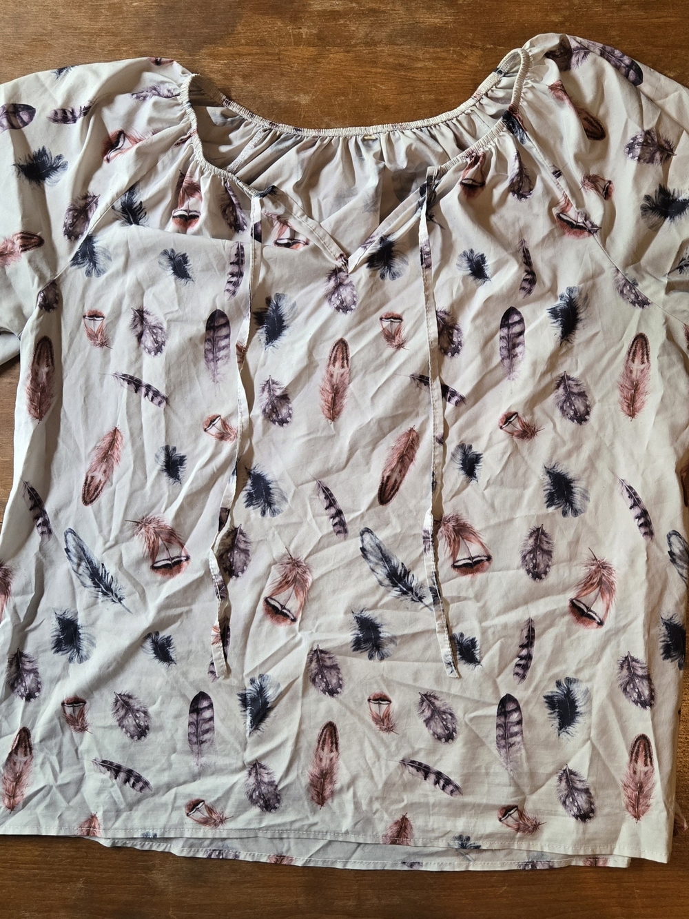 Women’s Cream Feather-Print Peasant Blouse